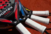 Padel ou Tennis : lequel choisir quand on débute ?